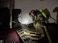 В місті Дубно вогнеборці ліквідували пожежу у приватному господарстві