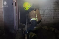 М. Кривий Ріг: вогнеборці загасили пожежу в приватному житловому будинку