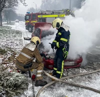 Полтава: рятувальники загасили пожежу в автомобілі