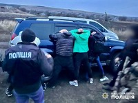 На Одещині правоохоронці викрили злочинну групу в організації незаконного переправлення чоловіків за кордон до Молдови під виглядом відпусток