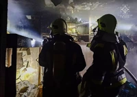 Оболонський район: рятувальники ліквідували пожежу в багатоповерхівці