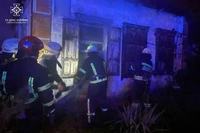 М. Дніпро: вогнеборці ліквідували пожежу в приватному будинку