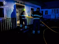Чернівецька область: рятувальники ліквідували 3 пожежі, на одній з них врятували жінку