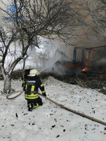 Київська область: під час пожежі постраждало двоє громадян, які самотужки намагалися приборкати вогонь