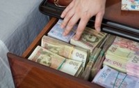 За крадіжку грошей та підробку документів відповідальність понесе жителька Чортківського району