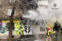 М. Кривий Ріг: рятувальники ліквідували пожежу в чотирьохповерховому житловому будинку