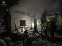 Кременчуцький район: рятувальники загасили пожежу в господарчій споруді