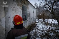 Славутські вогнеборці ліквідували пожежу в нежитловій будівлі