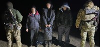 (ВІДЕО) На Одещині прикордонники вночі затримали 3 порушників. «Поводир» оцінив їхню нелегальну подорож у 100 тисяч грн за кожного