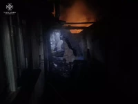 Рятувальники Закарпаття ліквідували пожежу в літній кухні та врятували будівлю поруч