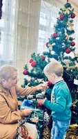 " Різдвяні свята крокують Україною"