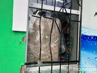 Розбивали вікна магазинів та викрадали гроші: Вінницькі оперативники та спецпризначенці КОРДу затримали групу зловмисників