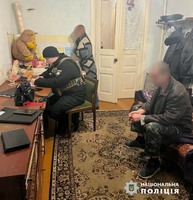 Харківські поліцейські затримали чоловіка, який перебував у розшуку за ухилення від відбування покарання
