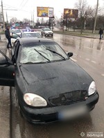 У Миколаєві поліцейські встановлюють обставини автопригоди, у якій зазнав травмувань підліток-пішохід