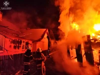 Надзвичайники ДСНС ліквідували пожежу житлового будинку в Калуському районі
