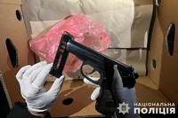 Незаконну зброю та набої вилучили поліцейські у жителя Чортківщини