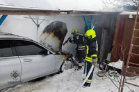 Дніпровський район: надзвичайники ліквідували загорання легкового автомобіля