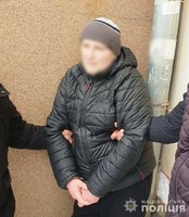 У Вінниці оперативники поліції затримали «карманника», який обікрав пенсіонера в громадському транспорті