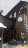 Тячівські рятувальники вберегли від вогню житловий будинок та ліквідували загоряння надвірної споруди