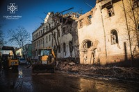 М. Харків: рятувальники ліквідовують наслідки російського ракетного удару