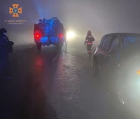Рятувальники надавали допомогу водіям з буксирування автомобілів