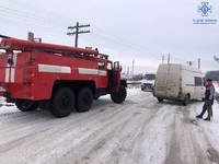 Добровольці місцевої МПК надали допомогу з буксирування автомобіля в Коломийському районі