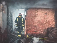 Чернівецька область: вогнеборці ліквідували 3 пожежі в житловому секторі та 1 — в магазині