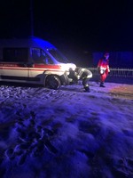 Тернопільський район: рятувальники відбуксирували автомобіль швидкої