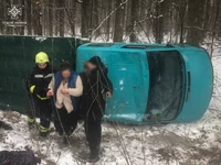 Чернівецький район: рятувальники деблокували водійку