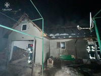 На Хустщині надзвичайники захистили житловий будинок та ліквідували пожежу в надвірній споруді