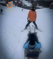 Рятувальники на горі Тростян надали допомогу 2-ом туристкам-лижницям