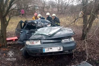 Павлоградський район: рятувальники деблокували водія з пошкодженого внаслідок ДТП автомобіля