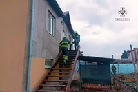 Павлоградські вогнеборці загасили палаючий двоповерховий будинок