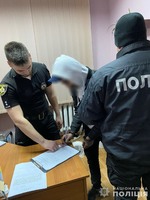 Розбійний напад на магазин: поліцейські Дніпра затримали зловмисника