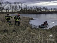 На Вінниччині з водойми врятовано двох людей