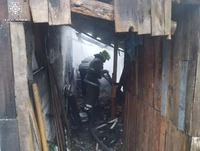 Звягель: бійці ДСНС врятували приватне домоволодіння від знищення вогнем