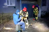 М. Синельникове: на пожежі вогнеборці врятували чоловіка