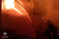 Павлоградський район: надзвичайники ліквідували пожежу у житловому будинку