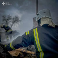 М. Шостка: співробітники ДСНС ліквідовуючи загоряння лазні, врятували 2 житлових будинки та 2 господарських будівлі
