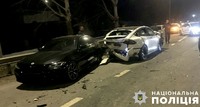 Поліція Полтавщини встановлює обставини дорожньо-транспортної пригоди, в якій травмовано водія легковика