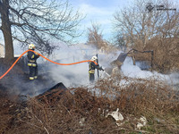 Бійці ДСНС ліквідували пожежу господарчої будівлі