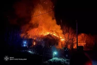 Павлоградський район: під час ліквідації пожежі вогнеборці виявили чоловіка без ознак життя