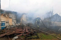 Нікопольський район: співробітники ДСНС загасили пожежу на території приватного домоволодіння