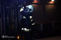 У Дніпрі рятувальники ліквідували пожежу на території підприємства