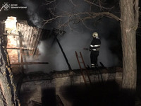 Бійці ДСНС ліквідували чотири пожежі на території приватних домоволодінь