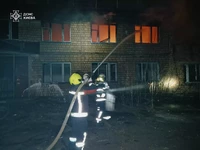 Рятувальники ліквідували пожежу у відселеній будівлі