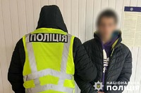 Столичні поліцейські затримали молодика, який пограбував 75-річну пенсіонерку у Святошинському районі
