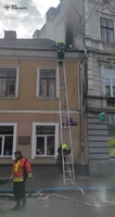 Вогнеборці ліквідували пожежу покрівлі адміністративної будівлі в місті Івано-Франківську