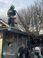 Вогнеборці Рівненського району ліквідували пожежу у господарчій будівлі
