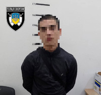 У Кропивницькому поліцейські охорони  затримали молодика за крадіжку з магазину